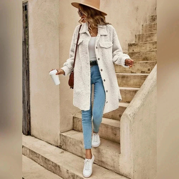 Drop Shoulder Flap Detail Teddy Coat - Picture 3 of 5